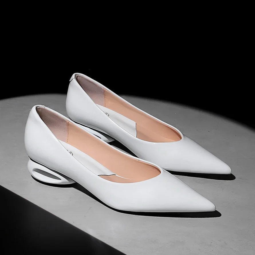 Valencia Pointed Pump