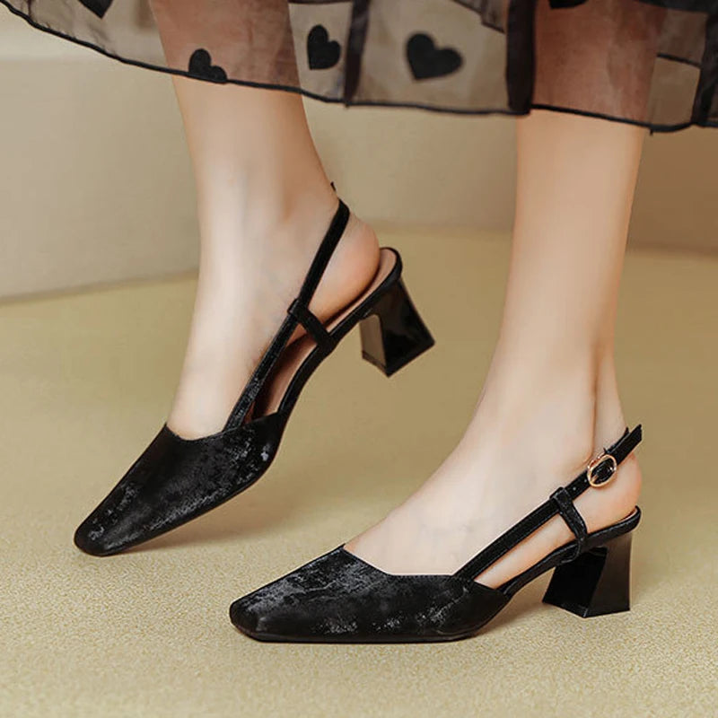 Sorella Velvet Pump